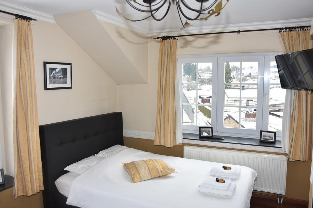 Dolce Villa Pool And Wellness Francorchamps Room photo